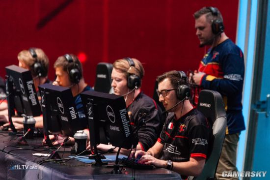 英雄联盟比赛：2020全球总决赛小组赛第四天，LPL实力碾压再夺三胜！