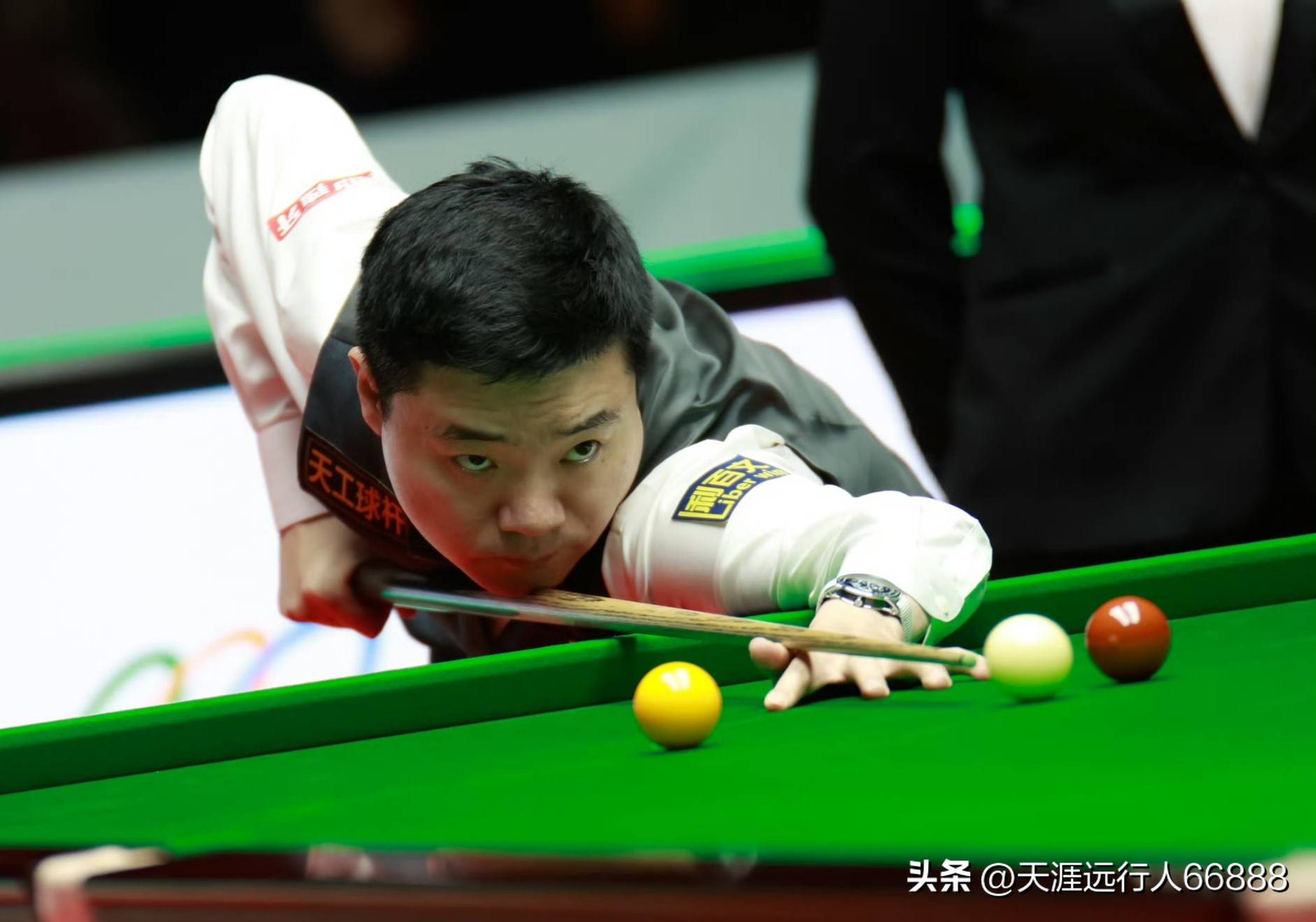 就因膝伤进 就因膝伤进