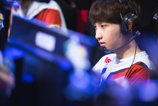 他能在场上 他能在场上